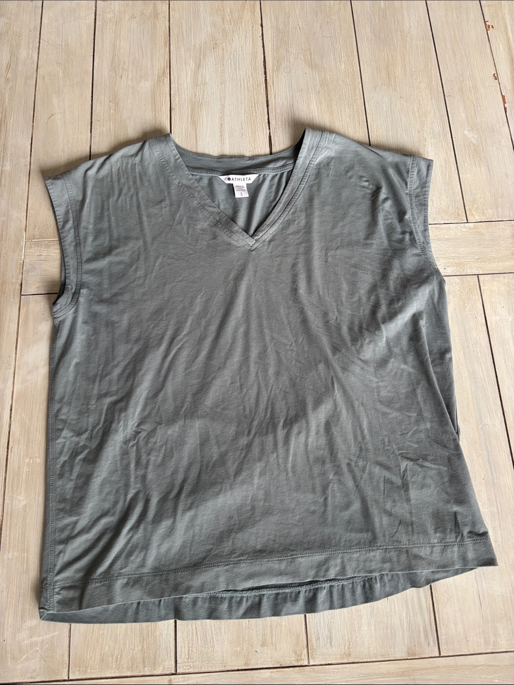 Athleta Blue Gray Avenue Tee Large V Neck